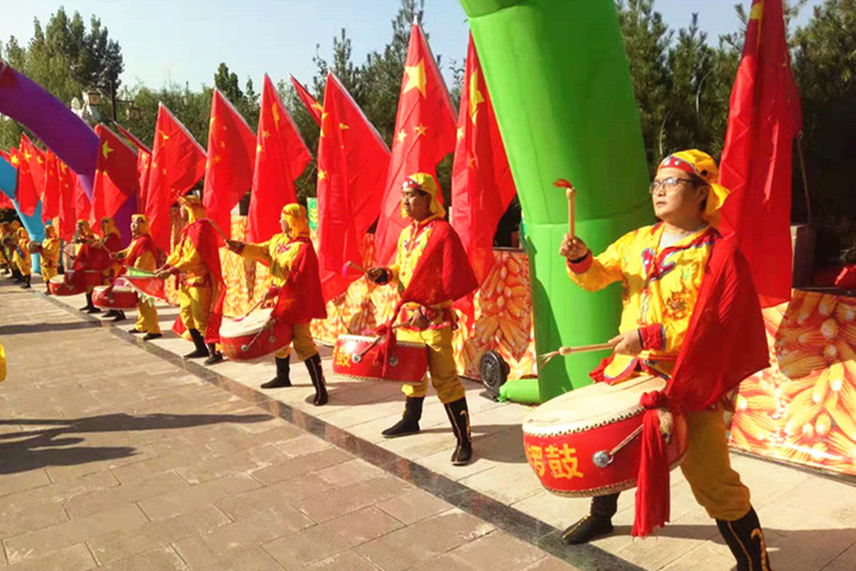 “聚力立恒”威风锣鼓队助力曲沃县2019年第二届“中国农民丰收节”活动