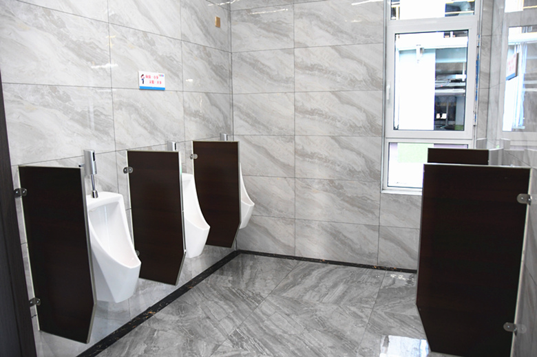 四星级厕所“亮相”晋南钢铁厂区